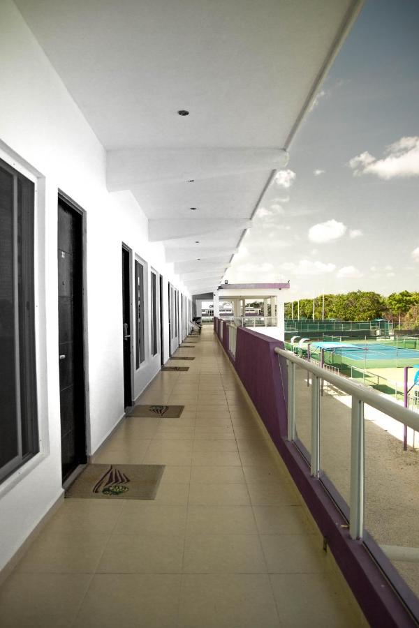 Cancun Tennis Inn 坎昆 外观 照片