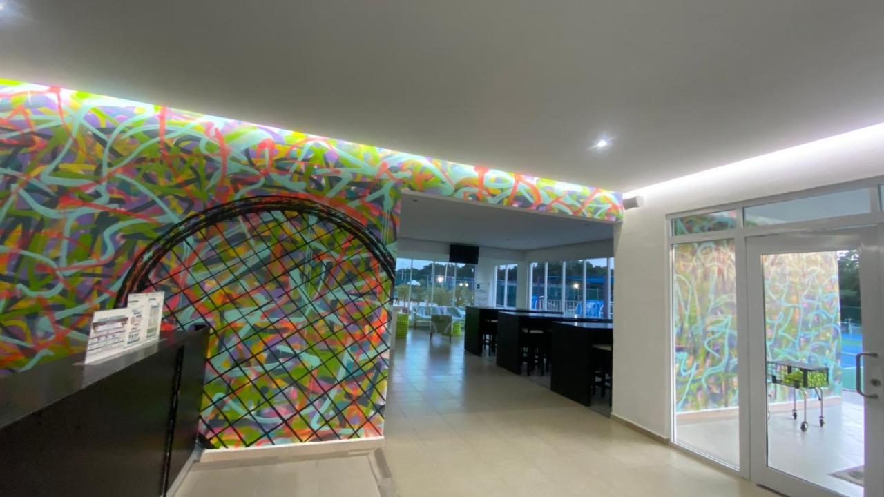 Cancun Tennis Inn 坎昆 外观 照片