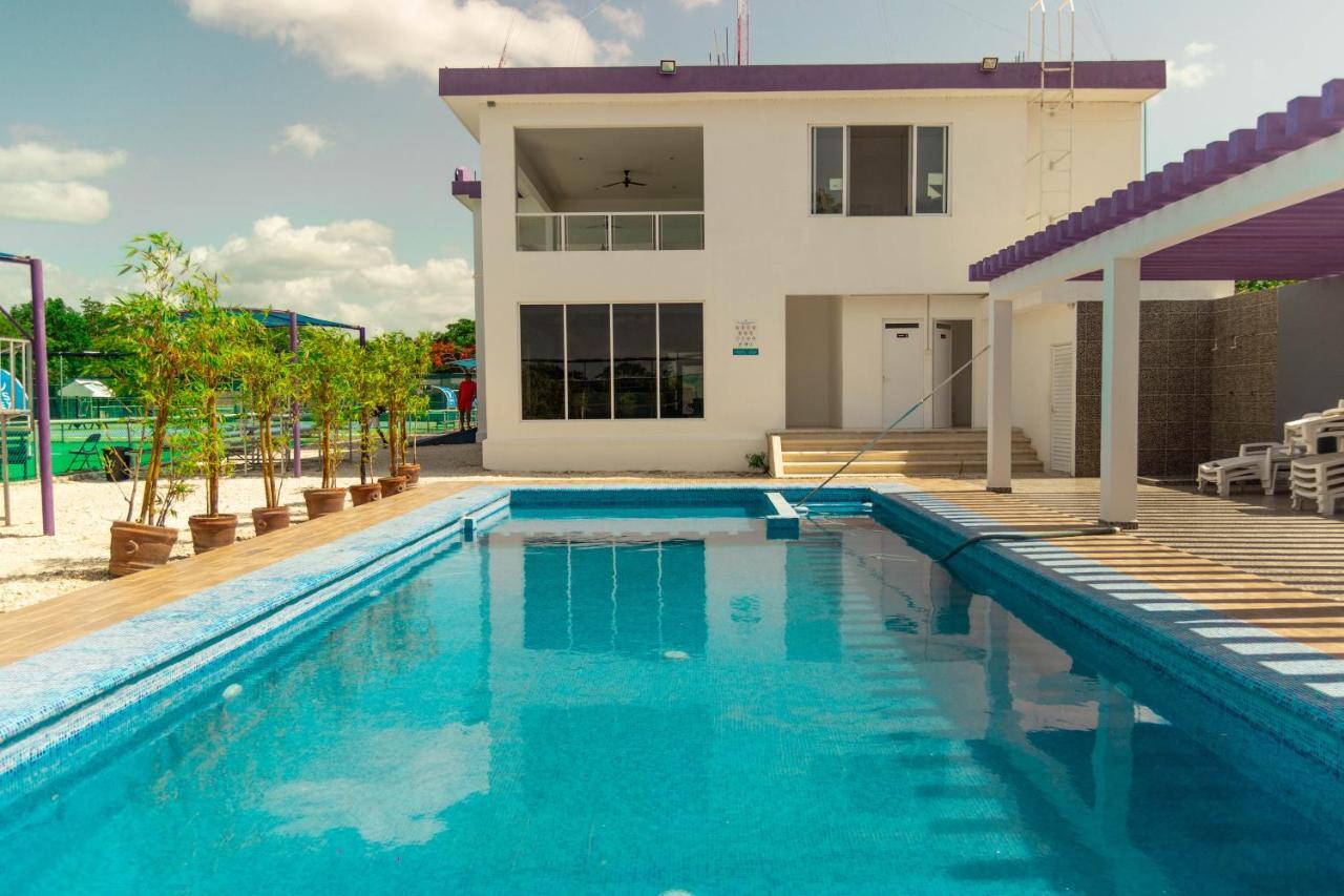 Cancun Tennis Inn 坎昆 外观 照片